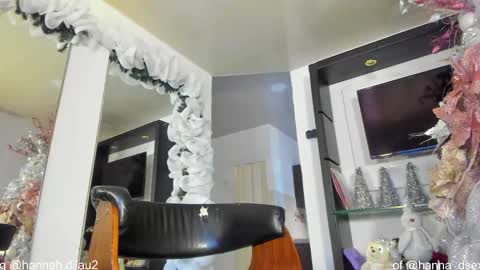 Snapshot of hanna_dilu chatting on 12-13-25, 08:58 hannah dilau online show from 12-13-25, 08:58