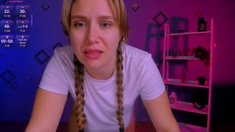 hanna_dream0 online show from 04-26-26, 05:05