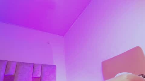 H A N A FOXX online show from 04-25-26, 02:03