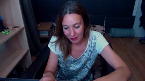 hanna_ha online show from 07-26-26, 06:59