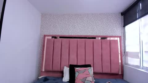  H A N N A  online show from 10-30-25, 07:47