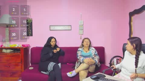 Hanna online show from 11-20-25, 02:01