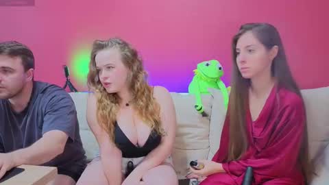 hanna montanas online show from 11-08-25, 11:10