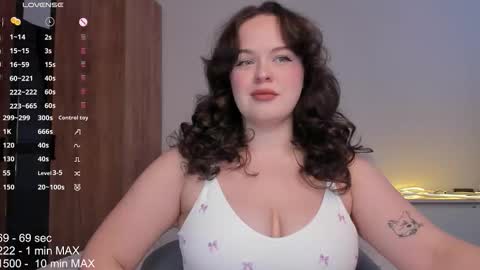 hanna montanas online show from 11-17-25, 07:58