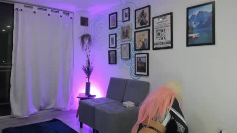 Hanna Capicorn online show from 03-09-25, 06:28