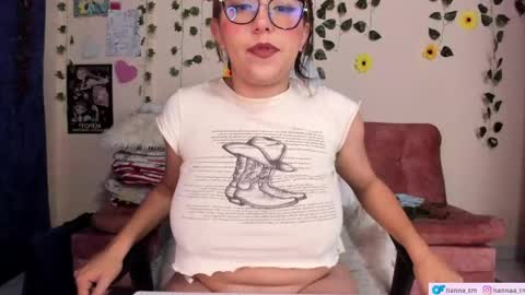 Snapshot of hanna_tm chatting on 05-22-26, 05:03 Hanna online show from 05-22-26, 05:03