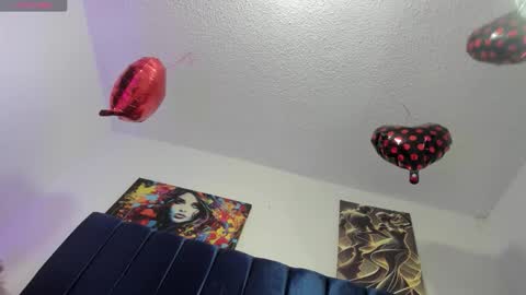 Hanna online show from 11-21-25, 01:21