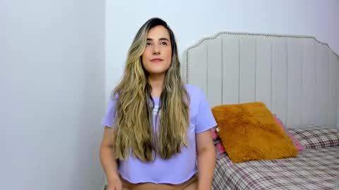 Snapshot of hannaa86 chatting on 02-11-25, 09:56 Hanna online show from 02-11-25, 09:56