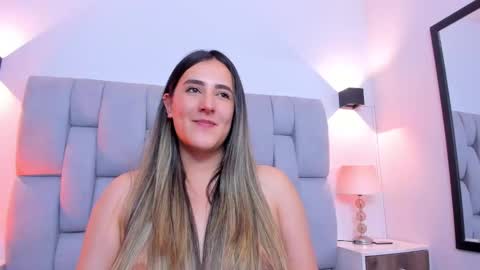 Snapshot of hannaa86 chatting on 11-14-25, 08:46 Hanna online show from 11-14-25, 08:46