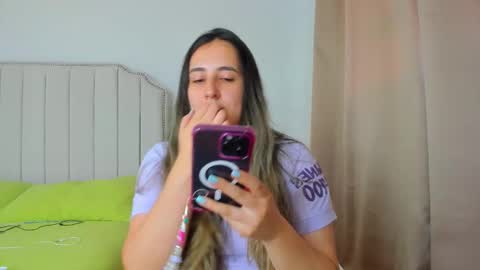 Snapshot of hannaa86 chatting on 12-13-25, 07:53 Hanna online show from 12-13-25, 07:53