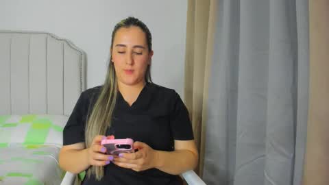 Hanna online show from 04-28-26, 01:26