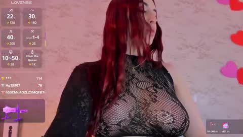 Snapshot of hannablaze_ chatting on 03-11-25, 07:15 HannaB  online show from 03-11-25, 07:15