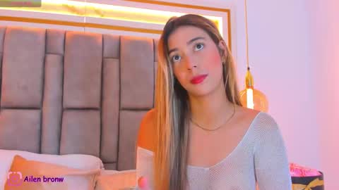 Snapshot of hannabronw chatting on 09-16-25, 07:15 Eliana online show from 09-16-25, 07:15