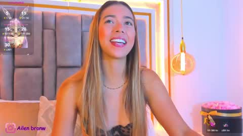 Snapshot of hannabronw chatting on 10-24-25, 10:17 Eliana online show from 10-24-25, 10:17