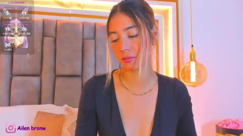 Snapshot of hannabronw chatting on 10-29-25, 11:39 Eliana online show from 10-29-25, 11:39