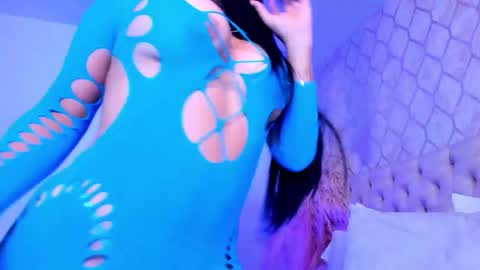 Hanna Brunn  online show from 11-05-25, 12:54