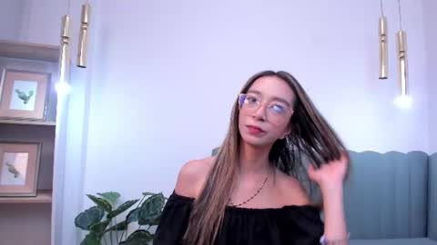 Snapshot of hannacarttier_ chatting on 06-26-26, 12:09 Hanna Carttier online show from 06-26-26, 12:09