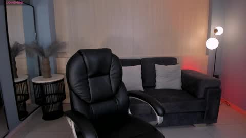  Hanna Connor  online show from 10-07-25, 11:40