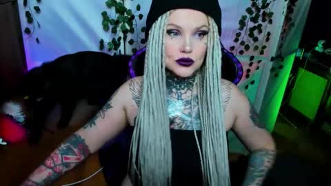 Hannah online show from 11-24-25, 10:53