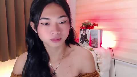 Snapshot of hannah_davis69 chatting on 01-27-25, 08:40 Alex online show from 01-27-25, 08:40