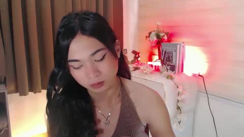 Snapshot of hannah_davis69 chatting on 02-07-25, 07:18 Alex online show from 02-07-25, 07:18