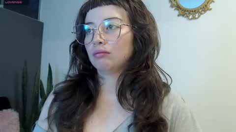 HannahHexx online show from 04-28-26, 04:17