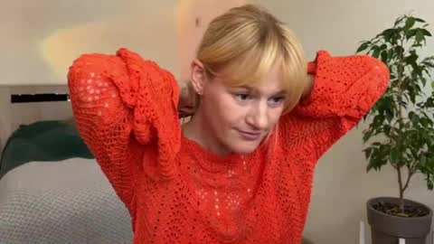 hannah levis  online show from 05-20-26, 11:49