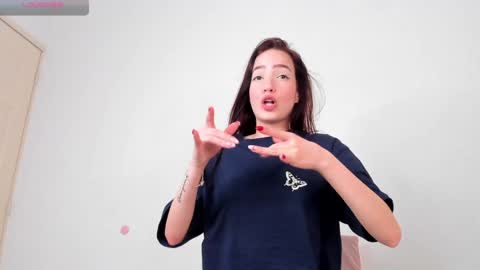 Hannah online show from 12-31-24, 11:06