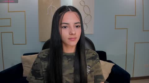 Snapshot of hannahjamesx chatting on 12-17-24, 06:53 HANNAH J online show from 12-17-24, 06:53