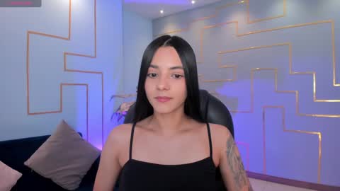 Snapshot of hannahjamesx chatting on 02-08-25, 06:55 HANNAH J online show from 02-08-25, 06:55