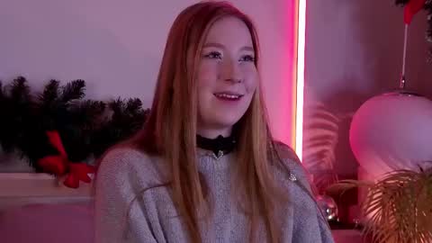 Snapshot of hannahmonttana chatting on 01-11-26, 04:28 Pearl online show from 01-11-26, 04:28