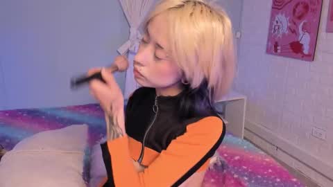 Hannah online show from 11-11-25, 11:54