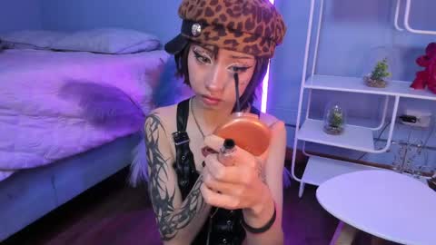 Hannah online show from 04-24-26, 12:29