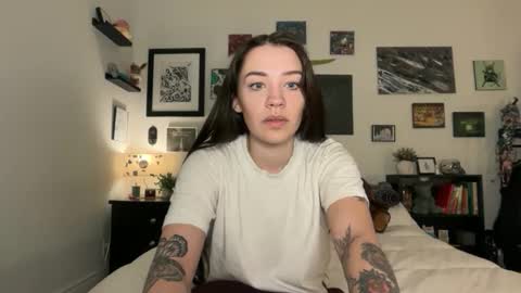 Snapshot of hannahtaylorr chatting on 02-03-26, 07:08 Hannah Taylor online show from 02-03-26, 07:08