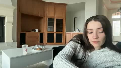 Snapshot of hannahtaylorr chatting on 02-18-26, 10:50 Hannah Taylor online show from 02-18-26, 10:50