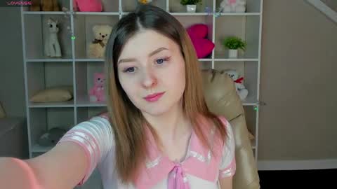 Snapshot of hannakoch chatting on 03-24-26, 09:14 Hanna online show from 03-24-26, 09:14