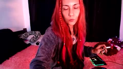 Snapshot of hannaqueen23 chatting on 10-05-25, 04:44 hannaqueen23 online show from 10-05-25, 04:44