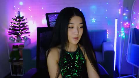 Snapshot of hannarosie chatting on 12-22-25, 06:05 hannarosie online show from 12-22-25, 06:05