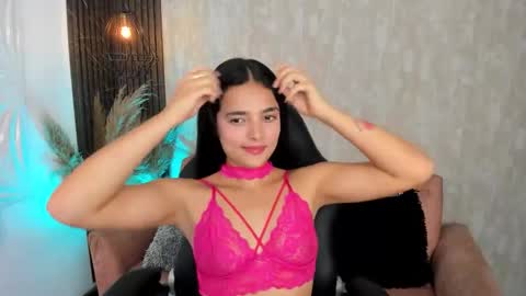 Hanna online show from 11-18-25, 08:57