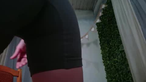 Hannah online show from 01-16-26, 03:54