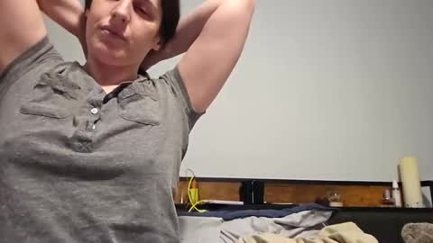 Snapshot of hannukahhottie chatting on 10-15-25, 04:45 Sabrina online show from 10-15-25, 04:45