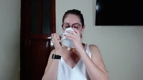 Snapshot of hanny_333 chatting on 01-17-25, 09:28 hanny_333 online show from 01-17-25, 09:28