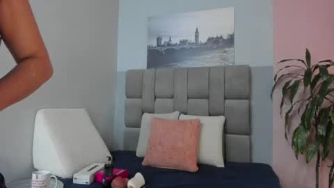 Hanny  online show from 07-25-26, 11:30