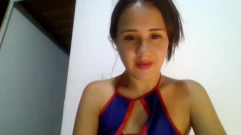 Snapshot of hanny_kail chatting on 12-12-24, 01:43 hanny online show from 12-12-24, 01:43