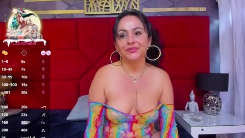 Snapshot of hanny_milf_ chatting on 01-08-25, 05:59 HANNY online show from 01-08-25, 05:59