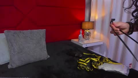 Snapshot of hanny_milf_ chatting on 01-29-25, 02:42 HANNY online show from 01-29-25, 02:42