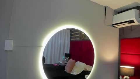 Snapshot of hanny_milf_ chatting on 02-23-25, 11:55 HANNY online show from 02-23-25, 11:55