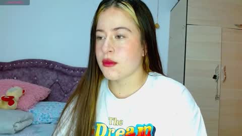 Snapshot of hanssel_tess chatting on 10-13-25, 12:38 isabella online show from 10-13-25, 12:38