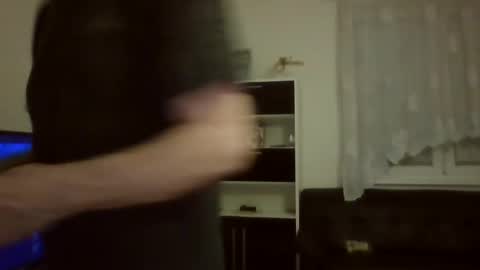 hanzik1954 online show from 02-09-25, 09:39