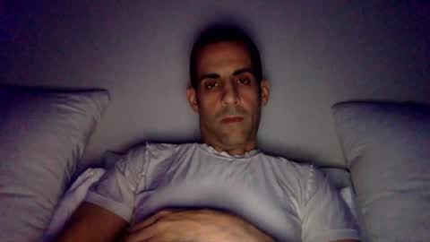 Snapshot of happy2334 chatting on 10-31-25, 12:06 skysky6969 online show from 10-31-25, 12:06